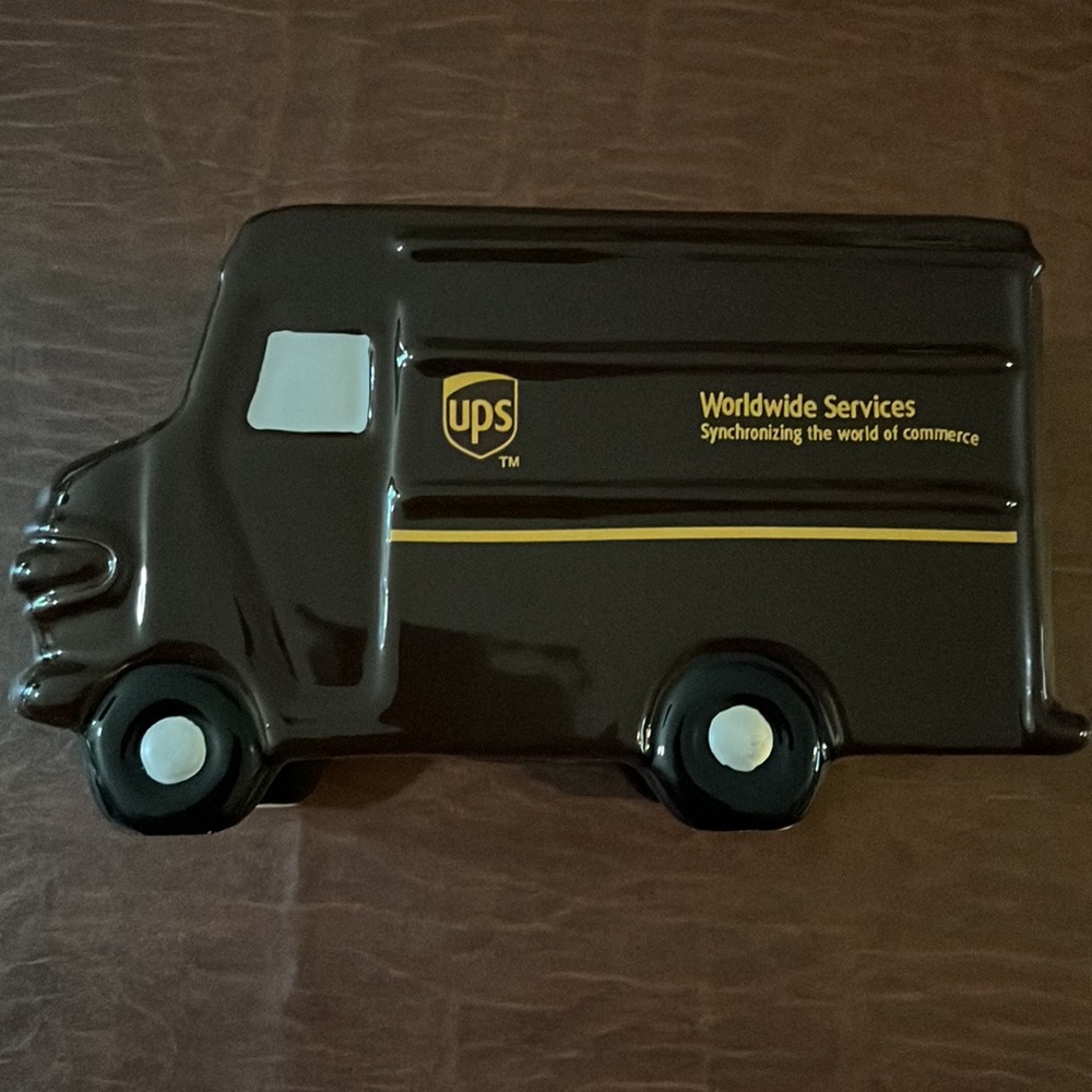 UPS Nascar shirt and UPS ceramic bank! - Picture 4 of 5